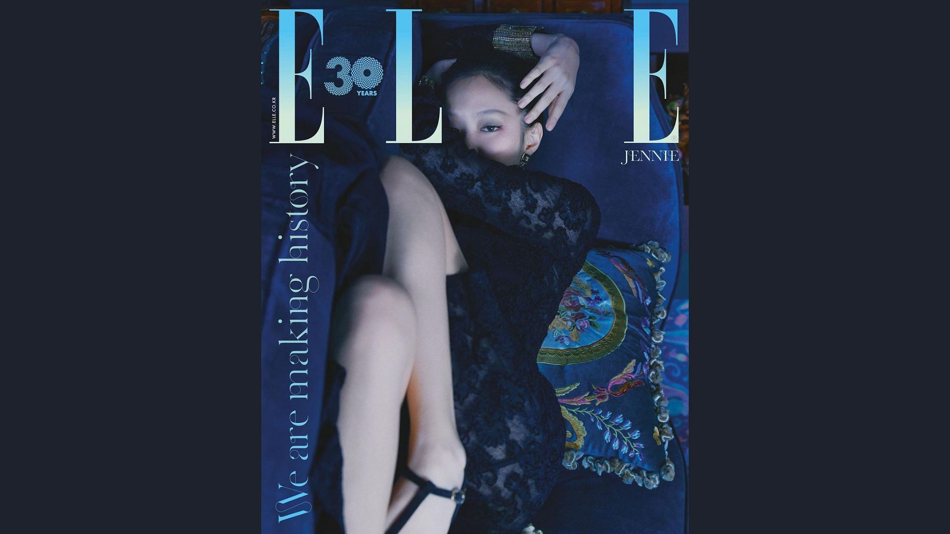 ELLE magazine November edition (image via @ellekorea/Instagram)