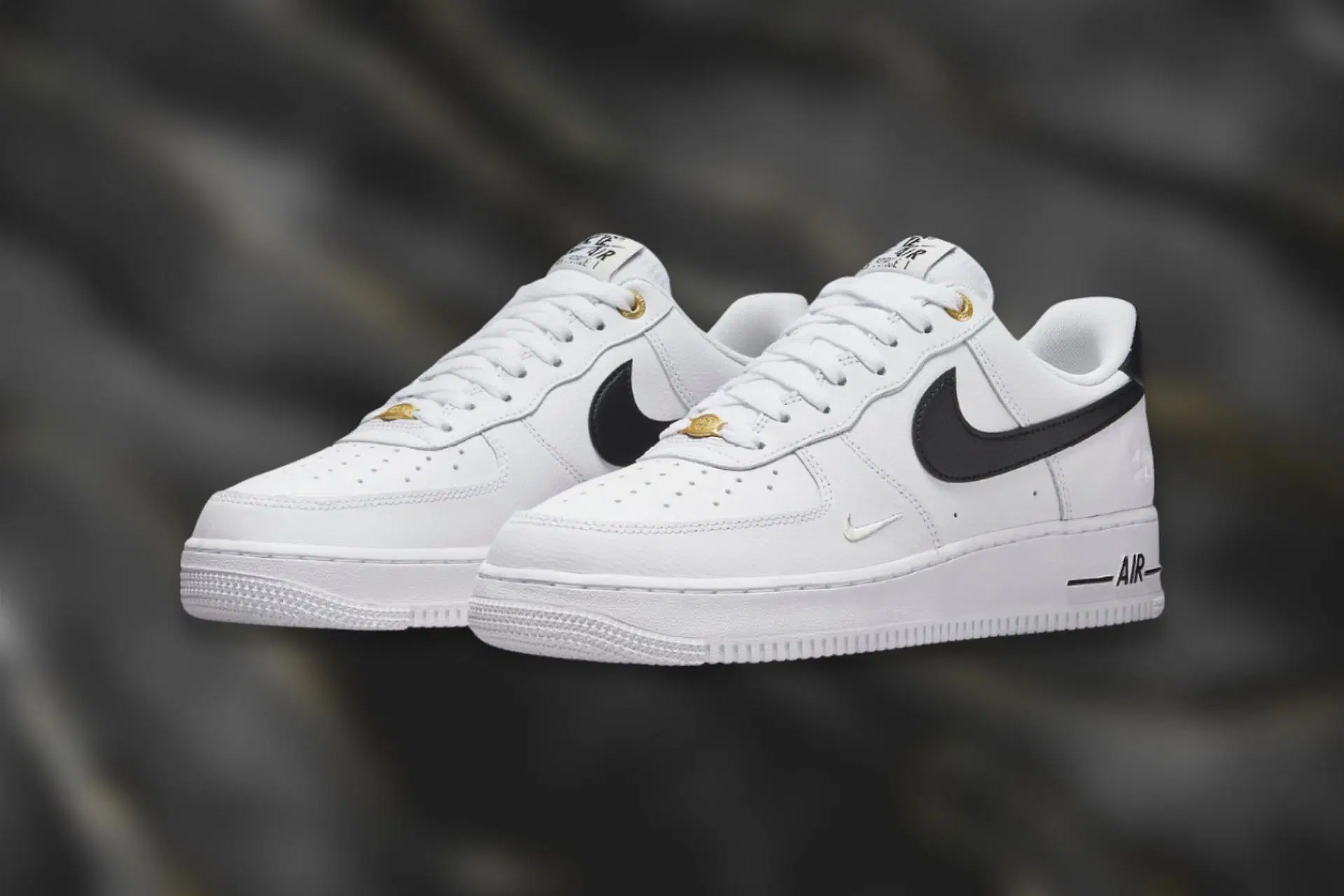 Nike air shop force white sneakers