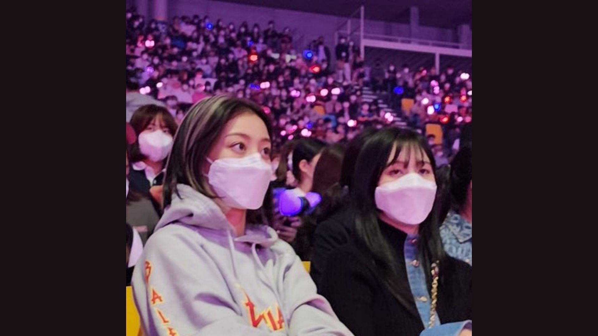 TWICE&#039;s Jihyo and Mina were also spotted supporting BLACKPINK at their Born Pink concert (Image via Twitter/BLACKPINK_BBU)