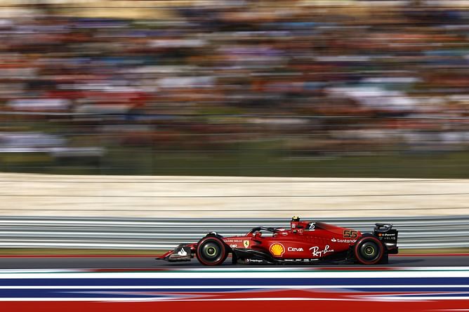 "Smooth operator; Nice & spicy Carlos"- Fans react to Carlos Sainz's pole at 2022 F1 US GP qualifying