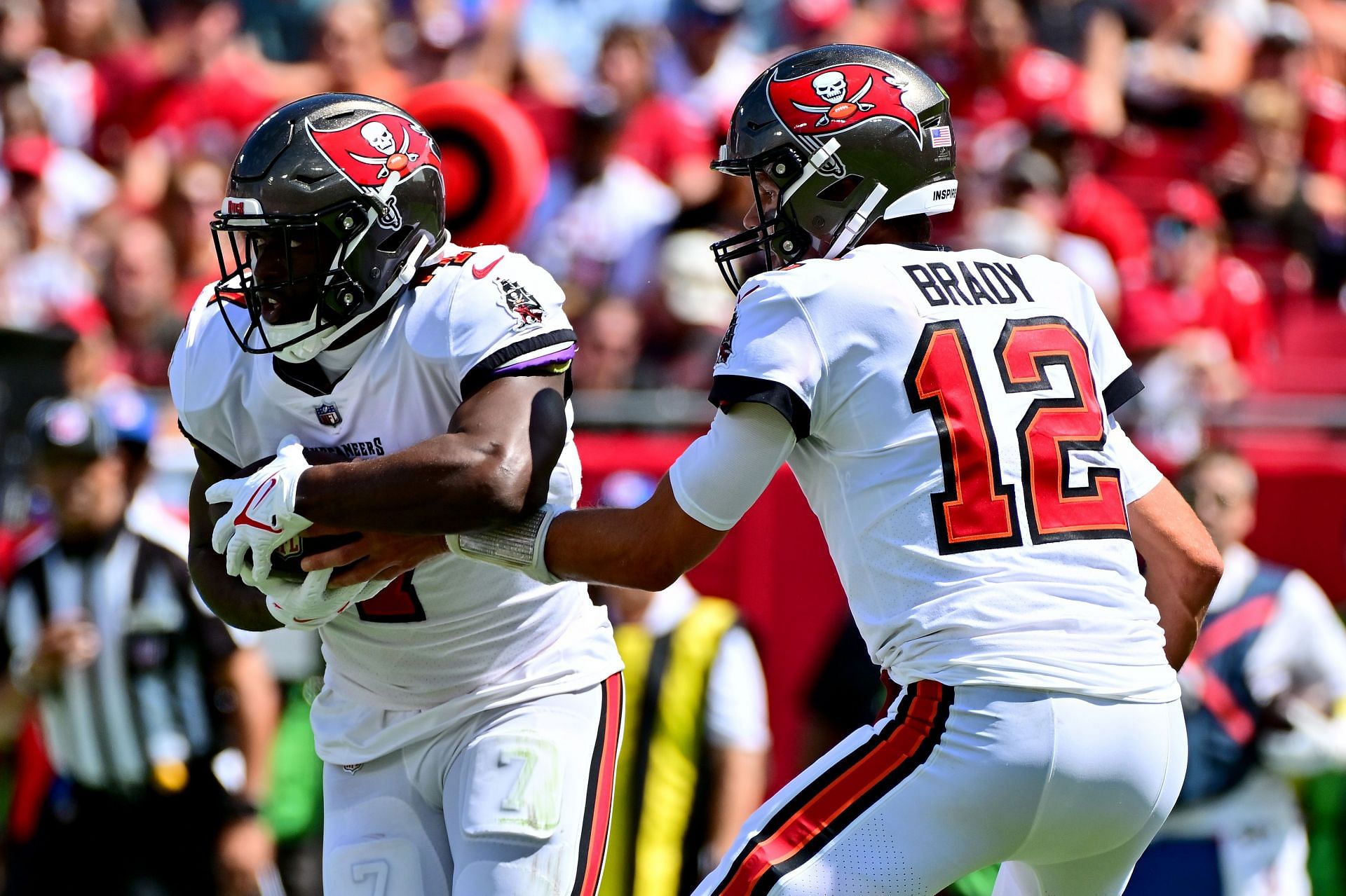 Tom Brady in action in Atlanta Falcons v Tampa Bay Buccaneers game