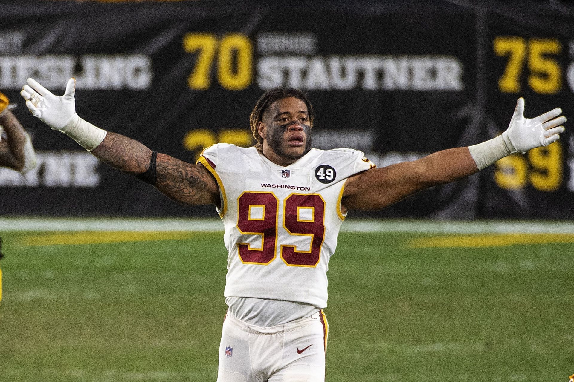 Washington Football Team defensive end Chase Young (99) runs during an NFL  football game against the New York Giants, Thursday, Sept. 16, 2021 in  Landover, Md. (AP Photo/Daniel Kucin Jr Stock Photo - Alamy