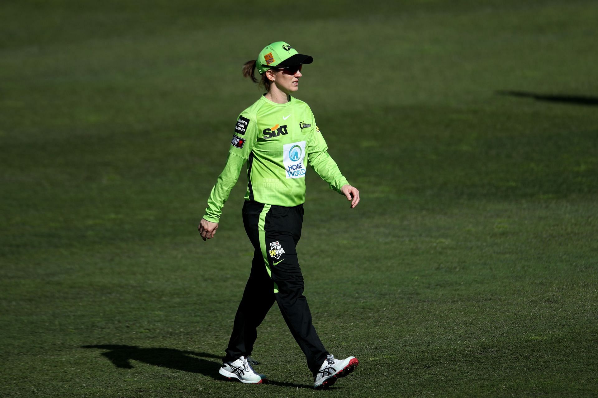 WBBL - Sydney Thunder v Hobart Hurricanes