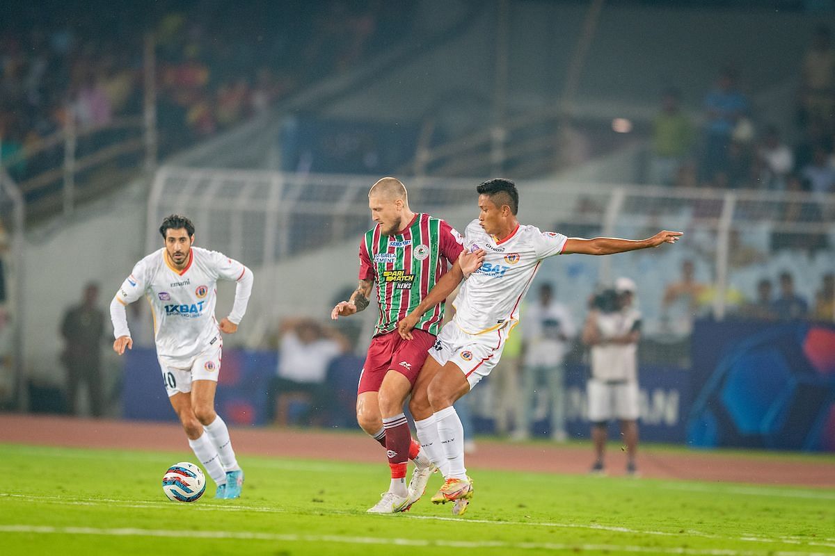 Two second-half goals from Hugo Boumous and Manvir Singh was enough to help ATK Mohun Bagan to derby-day win over East Bengal FC (Image Courtesy: ISL)