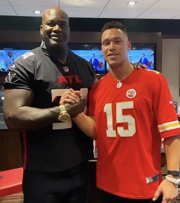 Talkin' Yanks on X: Guys Aaron Judge is 6'7, 282 pounds. Shaquille O'Neal  makes him look small  / X