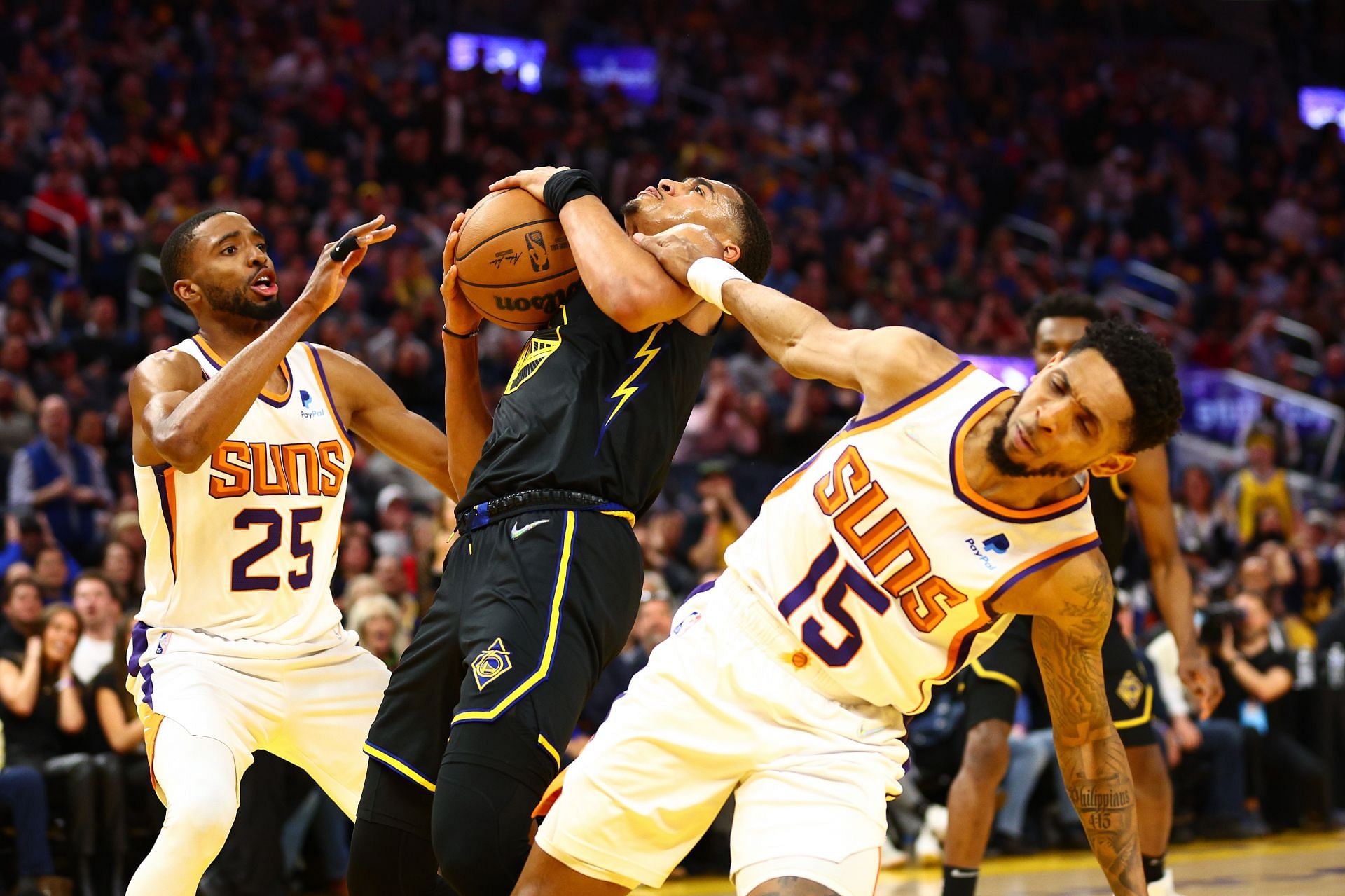 Phoenix Suns v Golden State Warriors