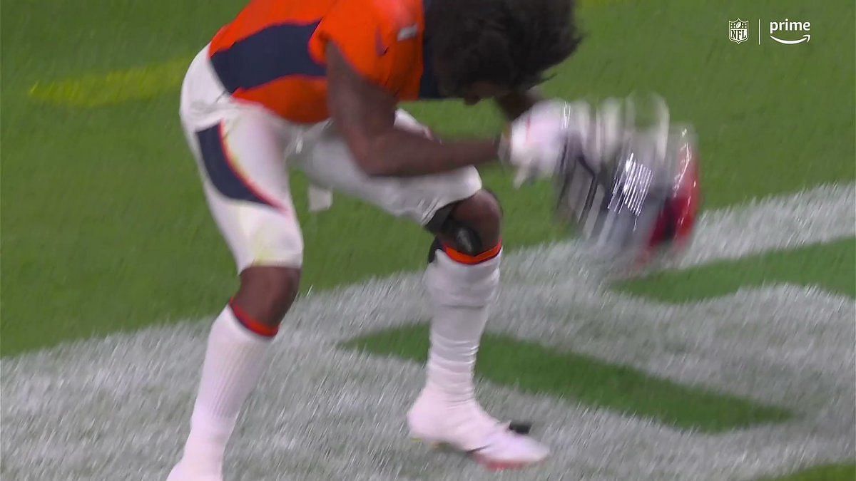 Broncos scream and smash helmets after missed FG 