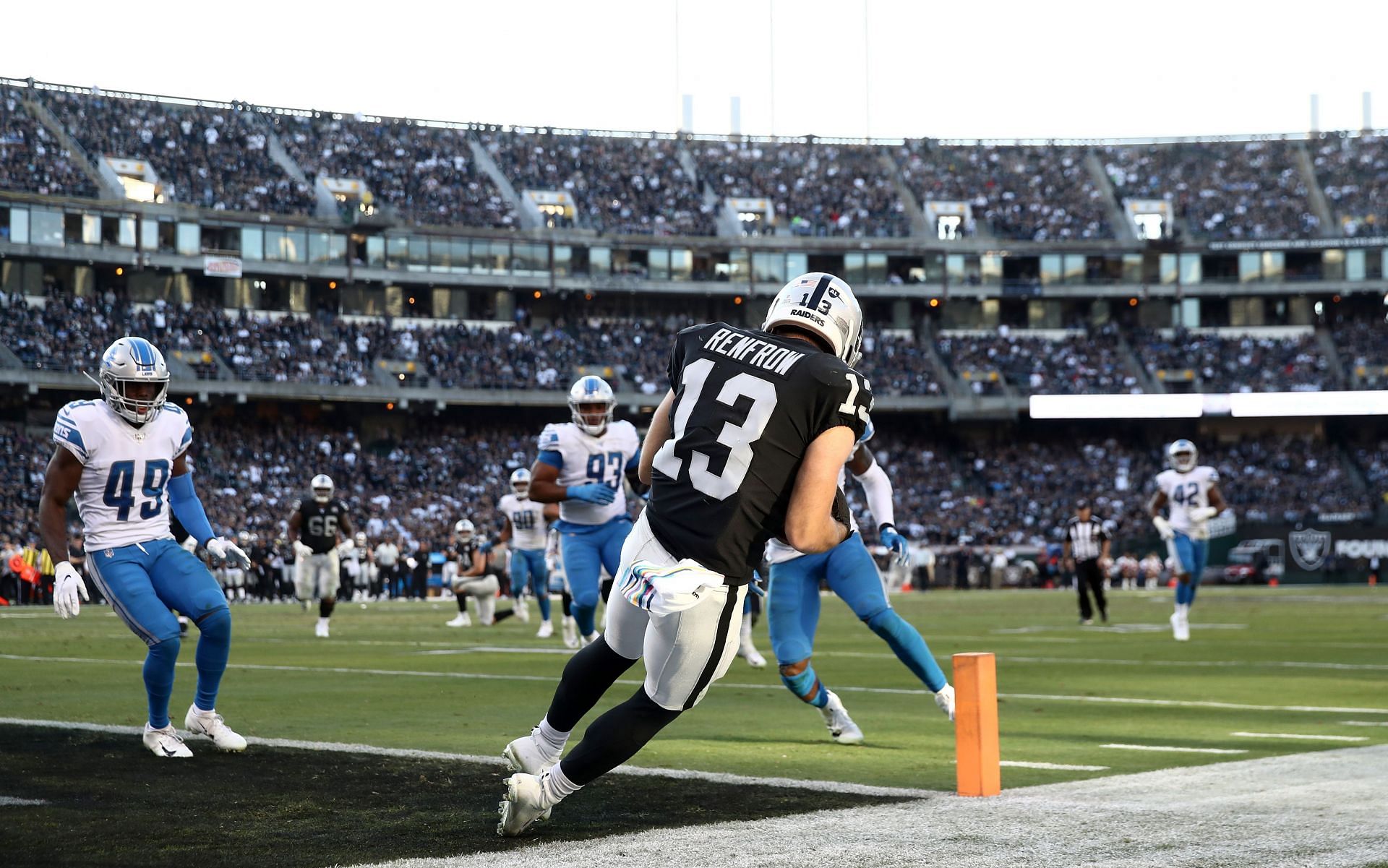 NFL Regular Season - Detroit Lions v Oakland Raiders