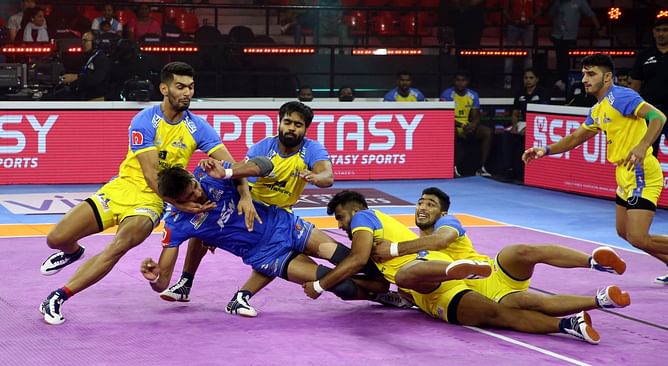 Pro Kabaddi League के 9वें सीजन में हरियाणा स्टीलर्स के कोच ने कप्तान को छठे मिनट में बाहर करने का कारण बताया