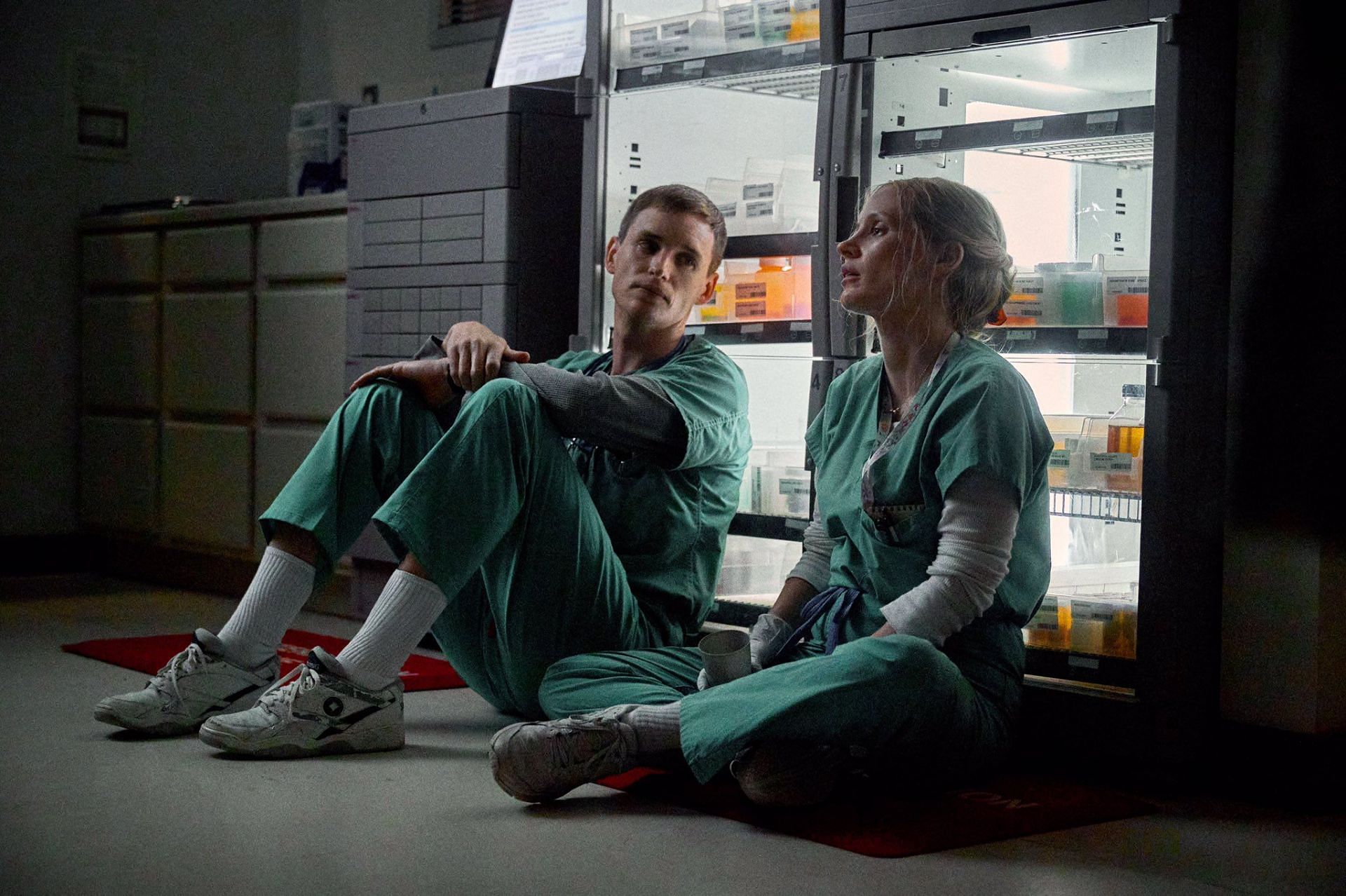 Jessica Chastain as Amy Loughren and Eddie Redmayne as Charles Cullen in a still from The Good Nurse (Image via Netflix)