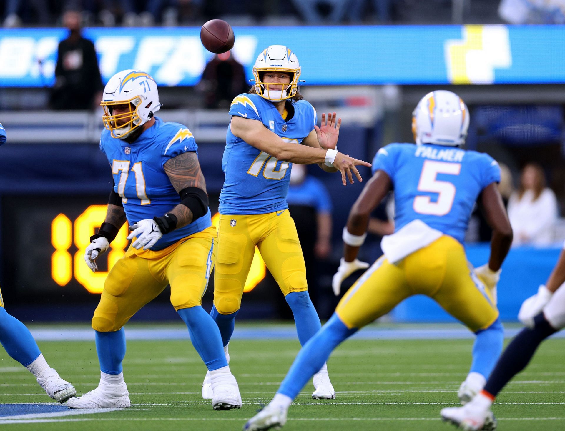 Who Won Chargers Vs. Broncos Last Night? Scores And Results From Week 6 ...