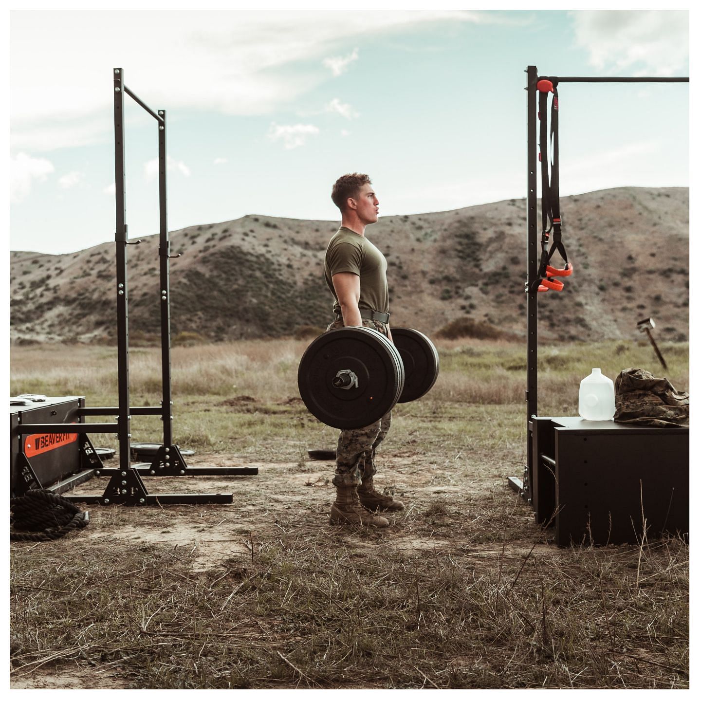 Barbell is a great tool that helps in building muscle strength and power. (Image via Unsplash / Joel Rivera Camacho)