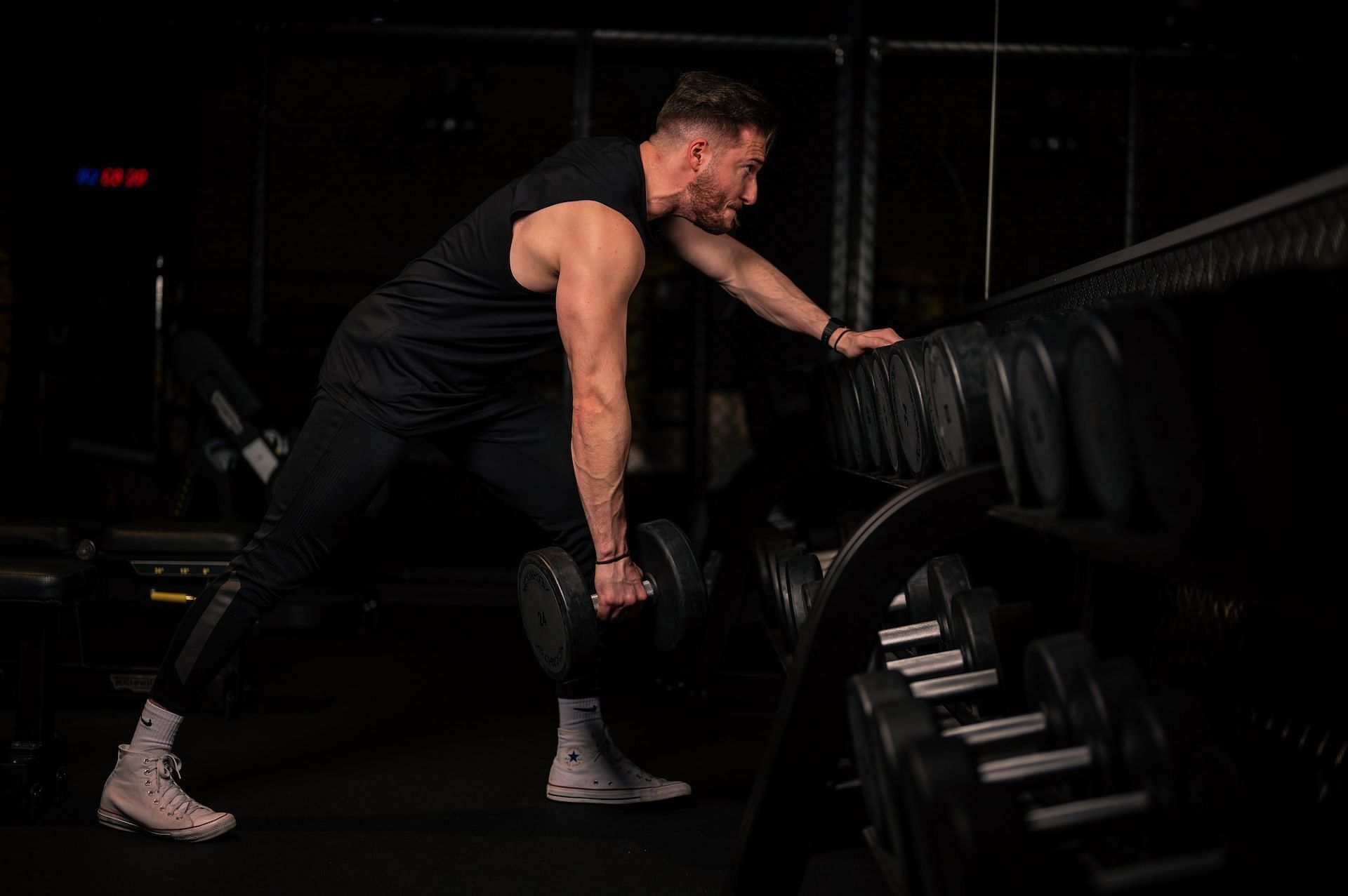 Arm workouts help build biceps, triceps and forearms. (Photo via Unsplash/Bastien Plu)
