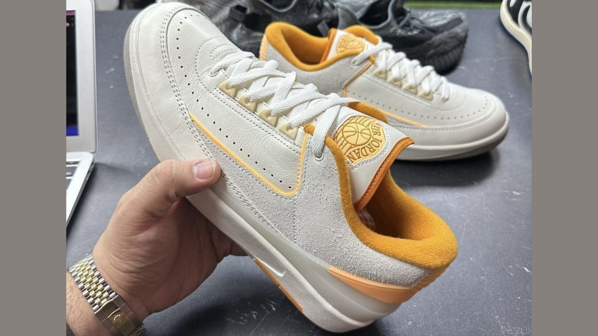 Early in-hand look at the Air Jordan 2 Low Craft shoes (Image via Instagram/@masterchefian)