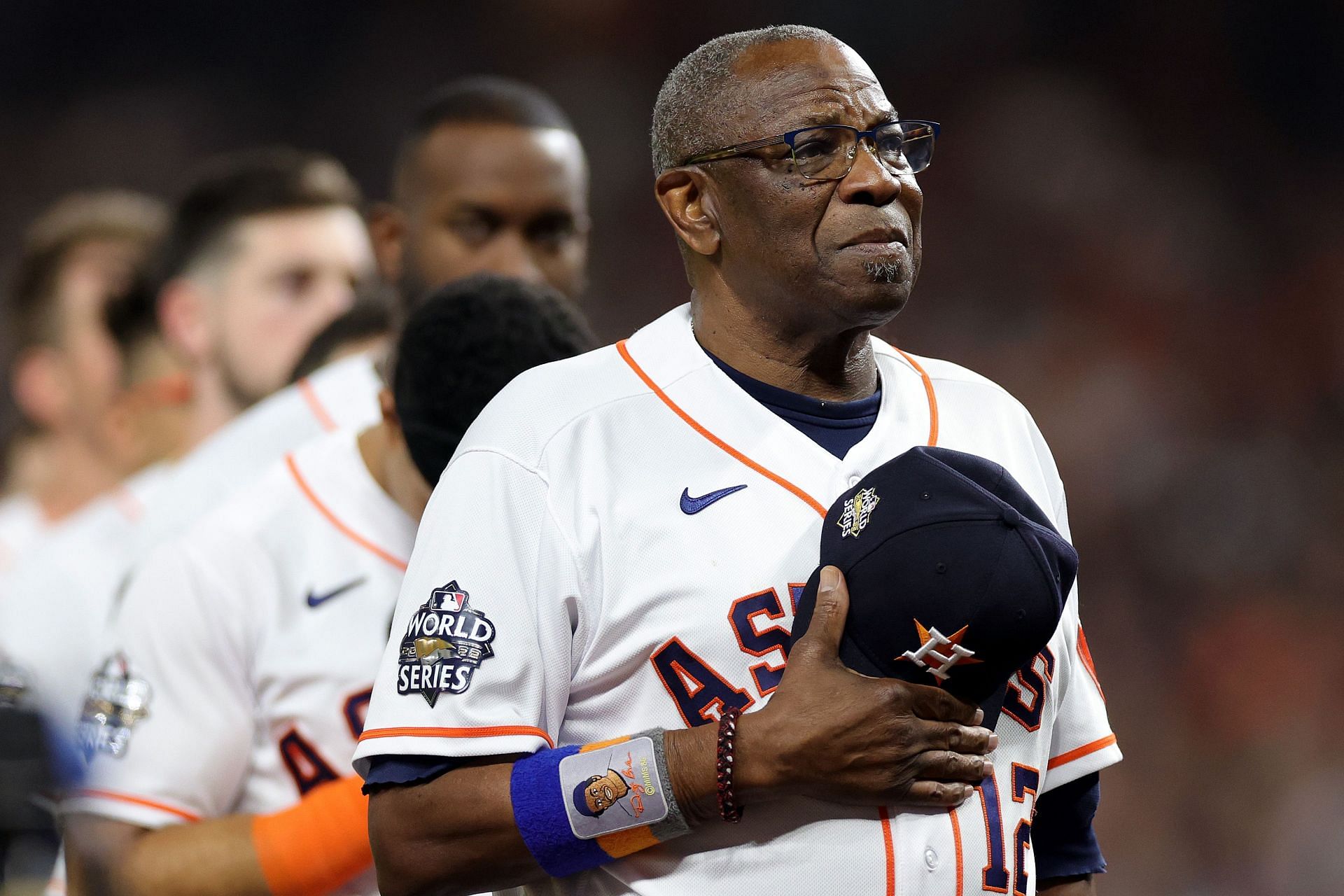 Tribute to Hank Aaron a touching moment for Dusty Baker