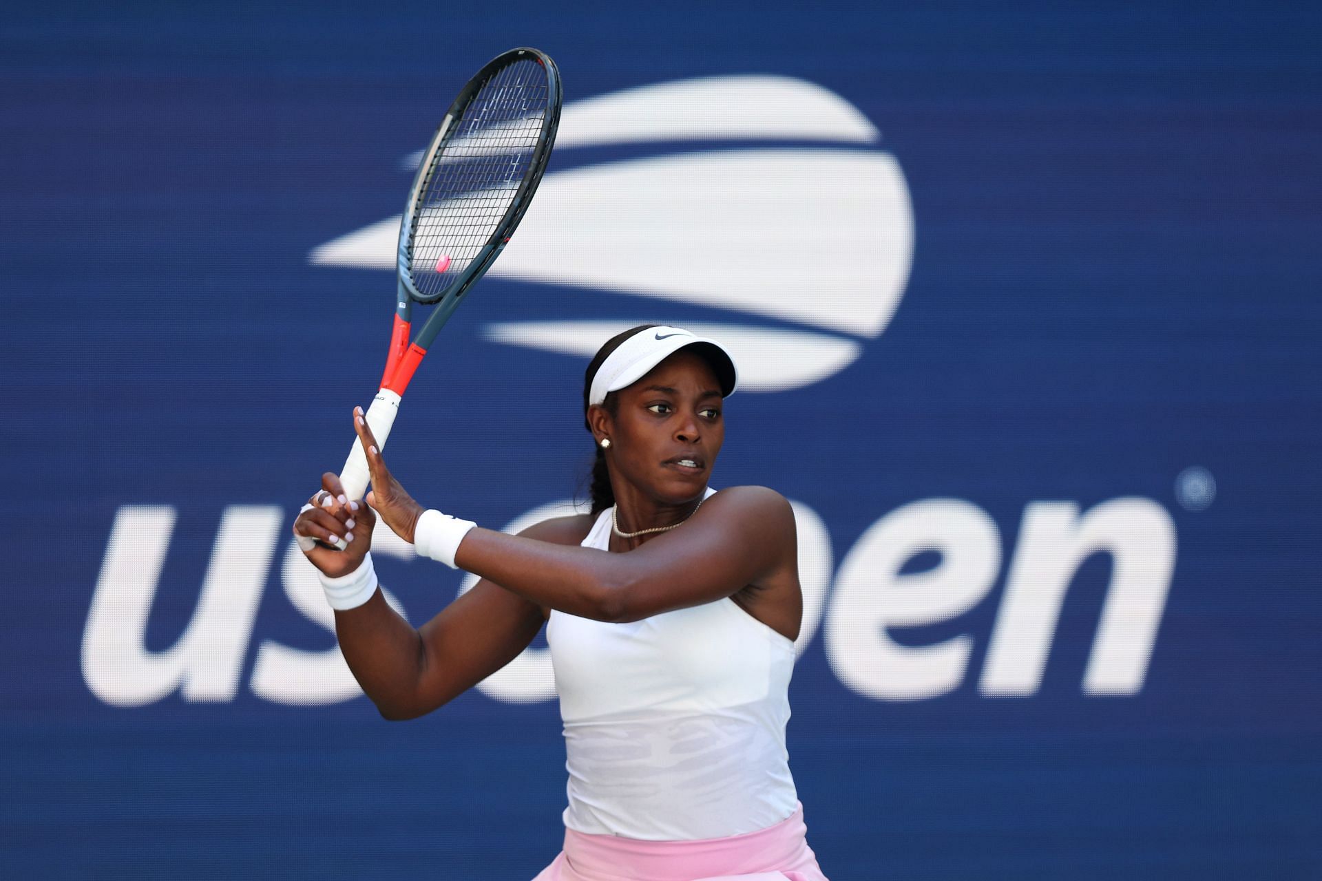 Sloane Stephens lost to Iga Swiatek in the second round of the 2022 US Open