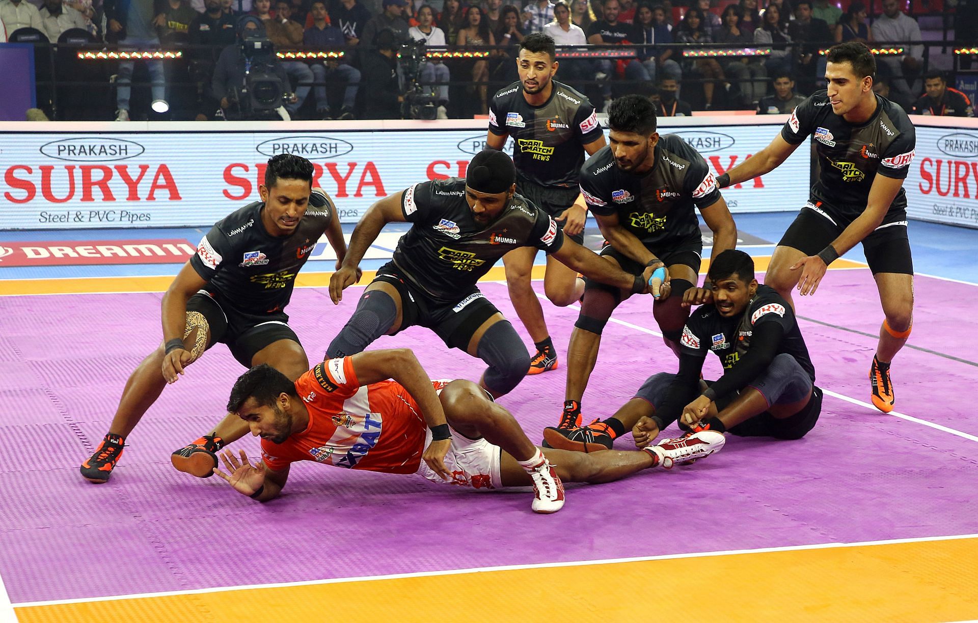 Gujarat Giants battled against U Mumba on Wednesday evening in Pro Kabaddi 2022 (Image: PKL)