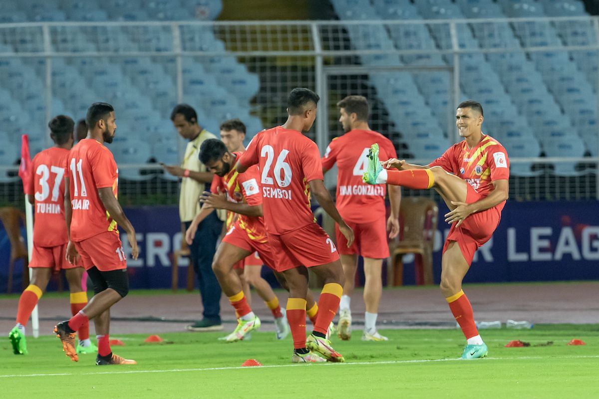 EBFC players during their pre match practice session (Image courtesy: ISL Media)