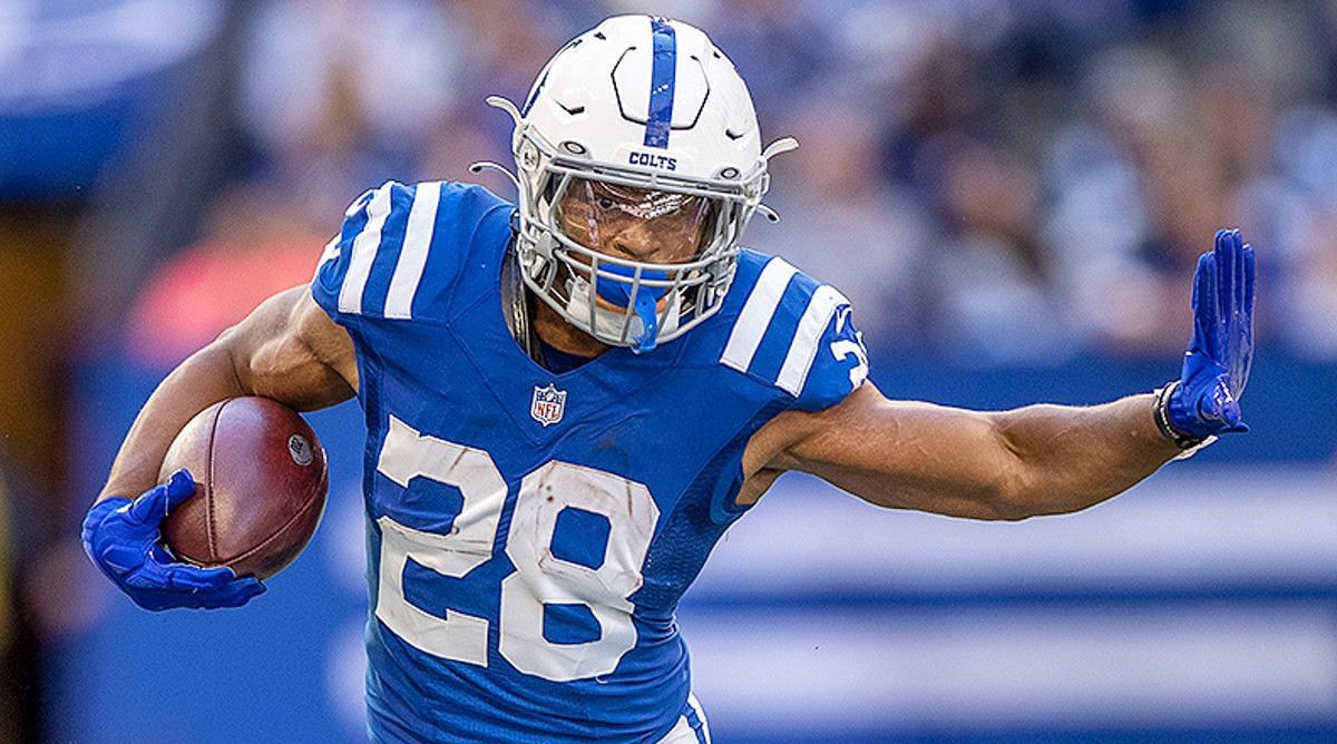 Jonathan Taylor returns to the Indianapolis Colts