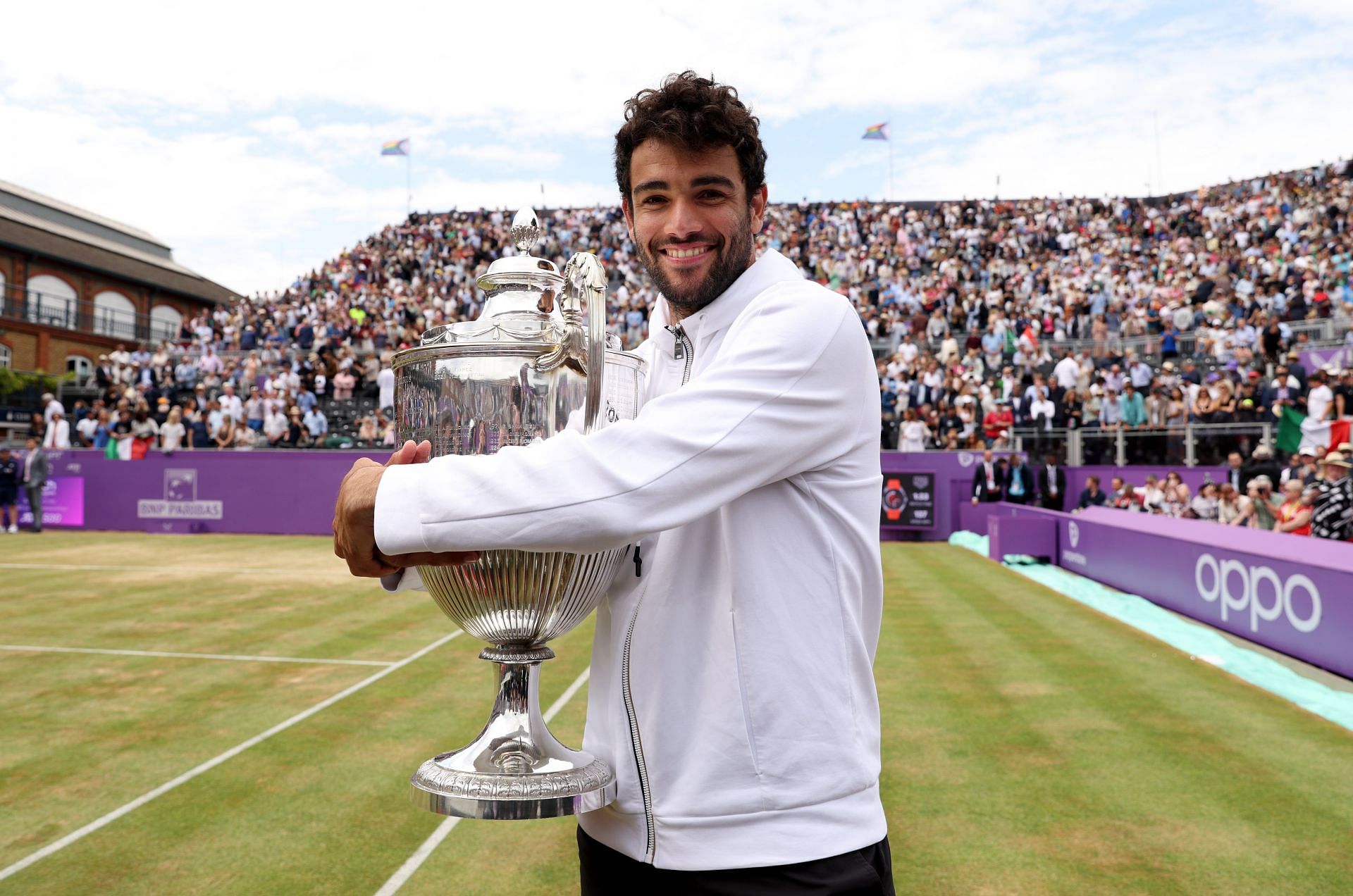 Matteo Berrettini at the 2022 cinch Championships.