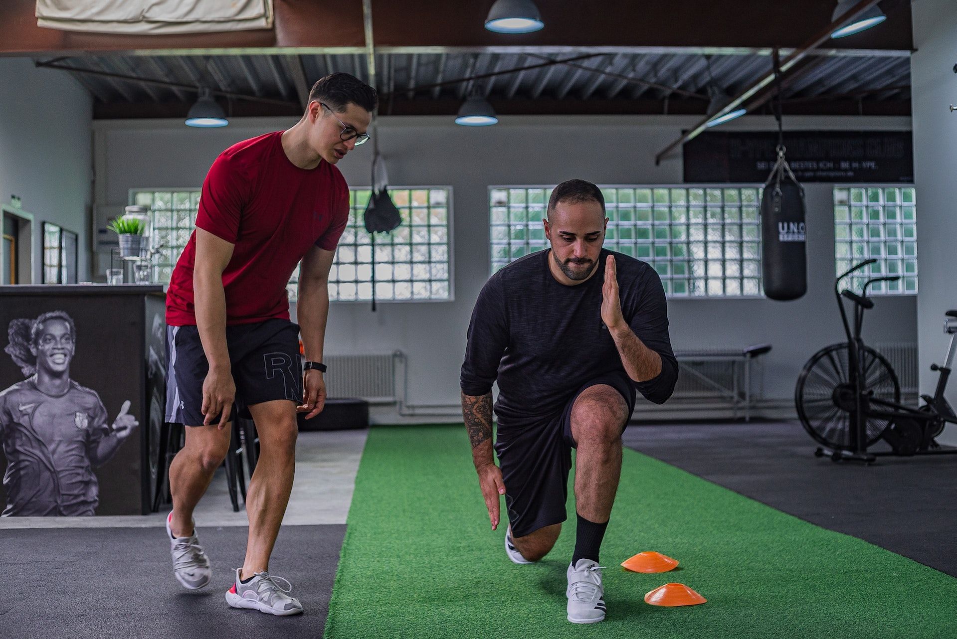 No-equipment leg exercises are as effective as the weighted ones. (Photo via Pexels/Justin Luck)