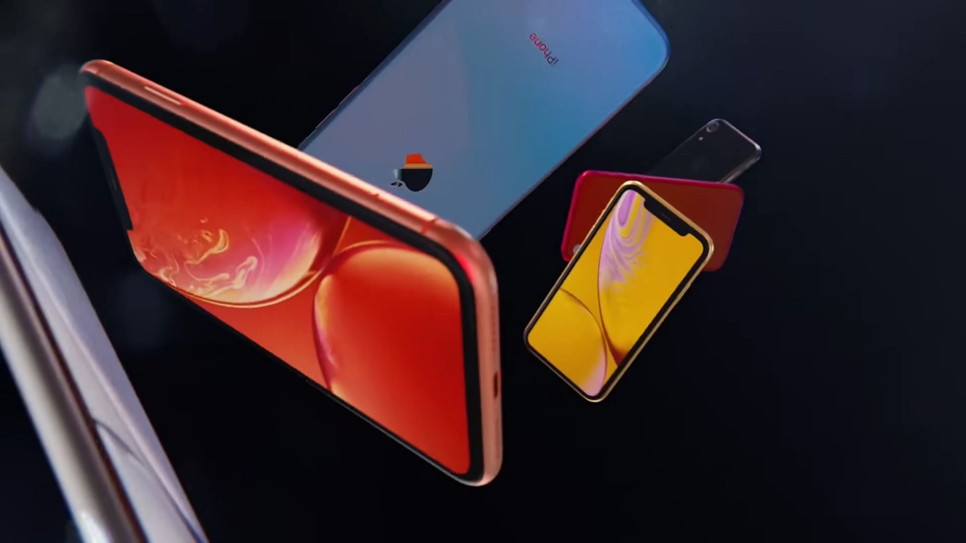 The iPhone XR, its design will be adopted by the SE 4 (Image via Apple)