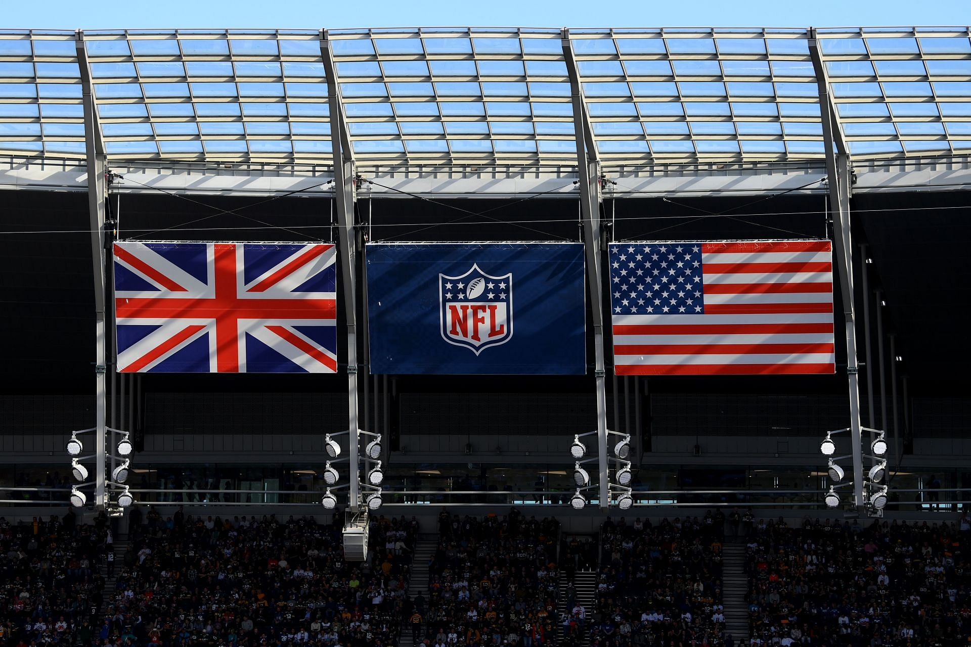 LA Rams NFL London Flag - Wembley Stadium