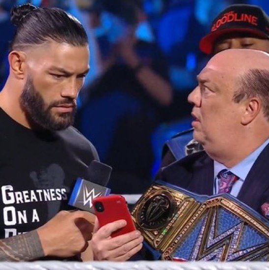 [Photo] Seth Rollins teases an iconic change in his current look