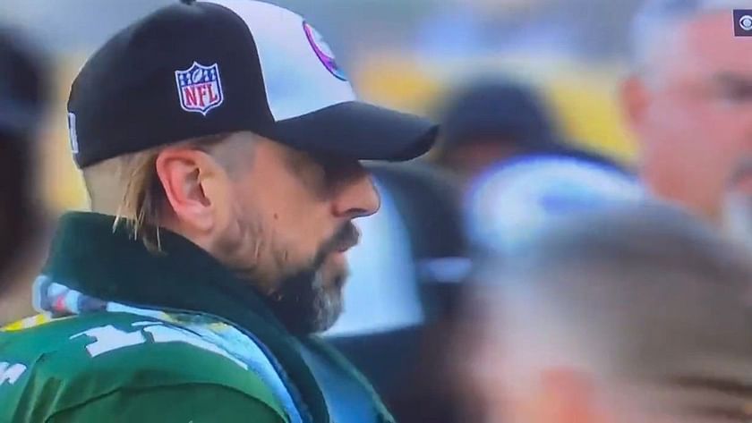 Aaron Rodgers gets a haircut before Packers' Week 1 game vs Vikings