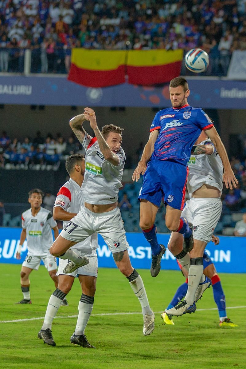 Aleksander Jovanovic is looking forward to a physical battle with the Chennaiyin FC forwards on Friday. (Image: ISL Media)