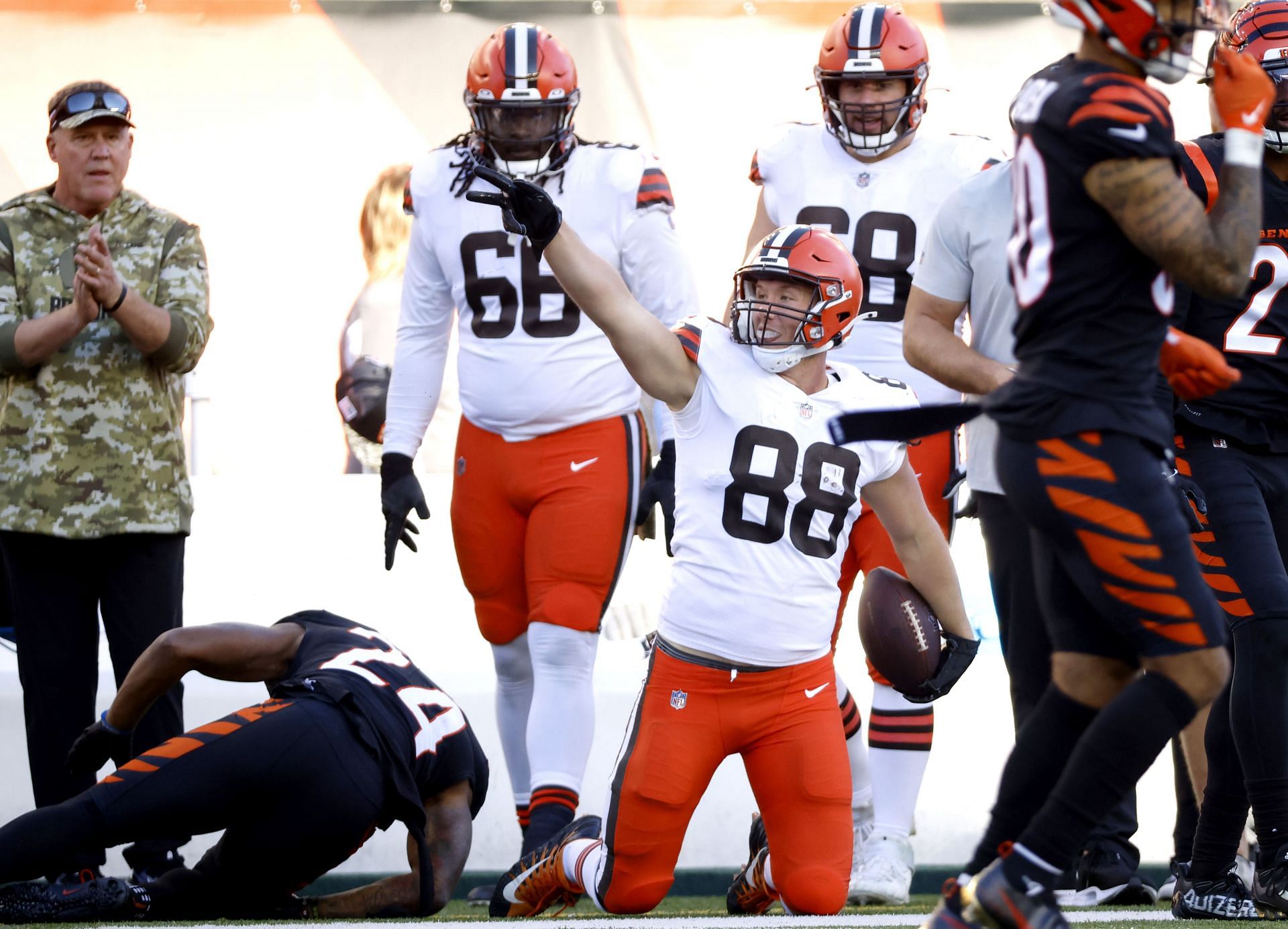 Cleveland Browns tight end Harrison Bryant (88) fumbles the football while  being tackled by Las …