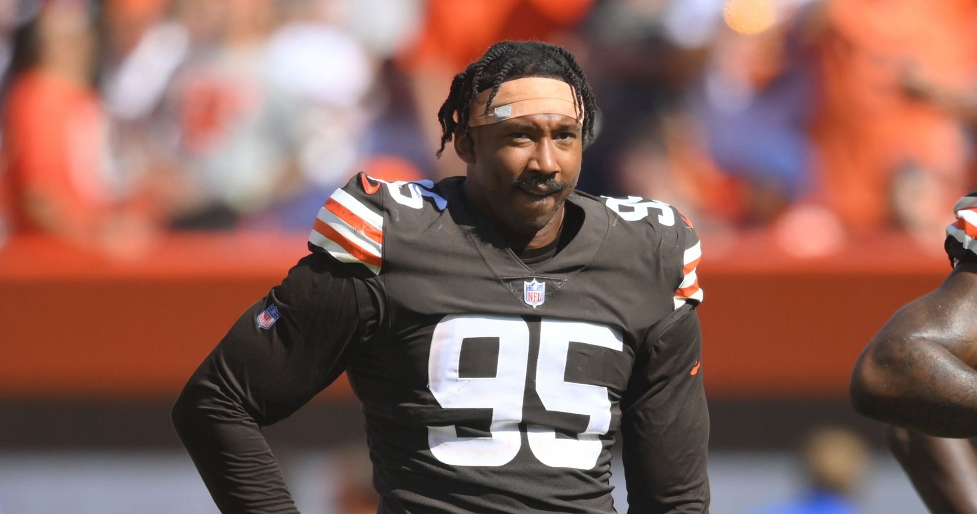 Browns DE Myles Garrett questionable for Sunday after one-car