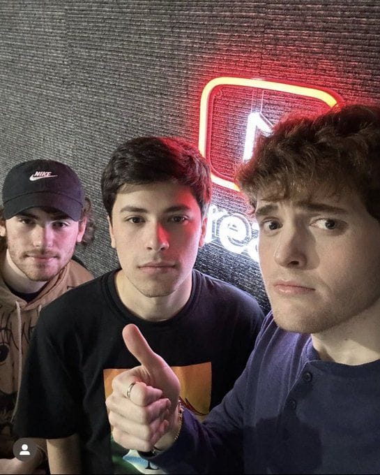 Rumple Stiltskin's Instagram, Twitter & Facebook on IDCrawl