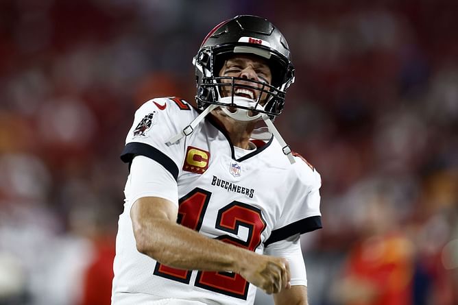 Tom Brady injury update: Buccaneers QB back on the field after suffering shoulder injury vs Chiefs