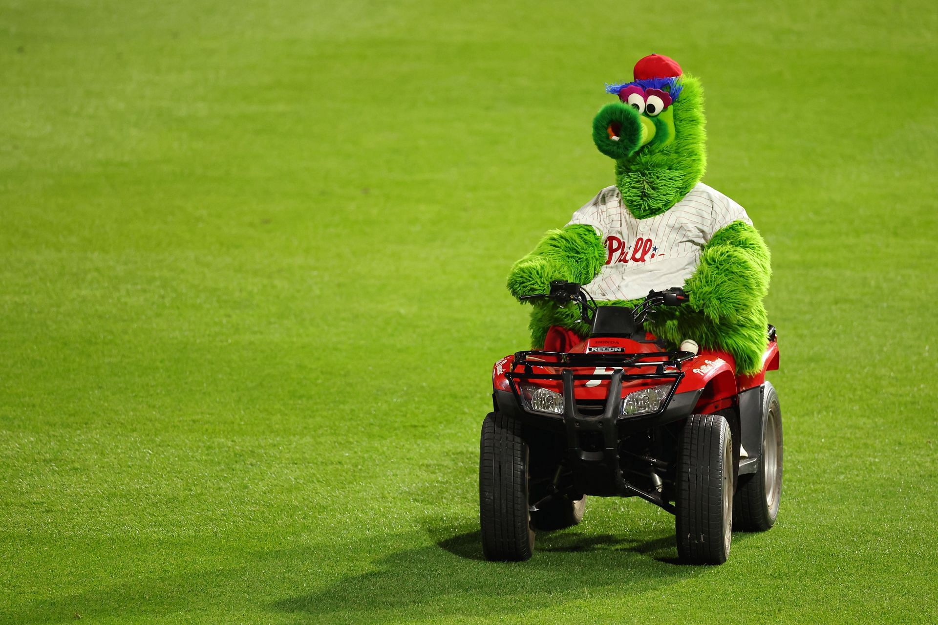 MLB mascot rankings: From the furry to the famous, the flops to the  Phanatic - The Athletic