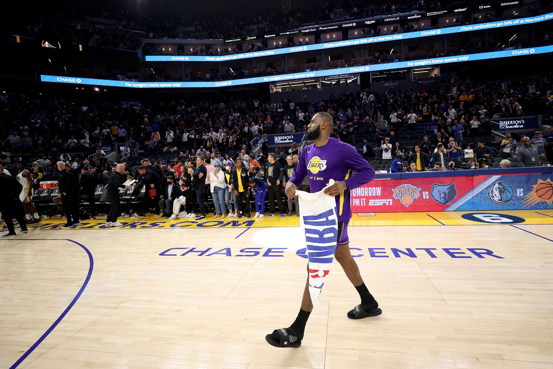 Los Angeles Lakers v Golden State Warriors