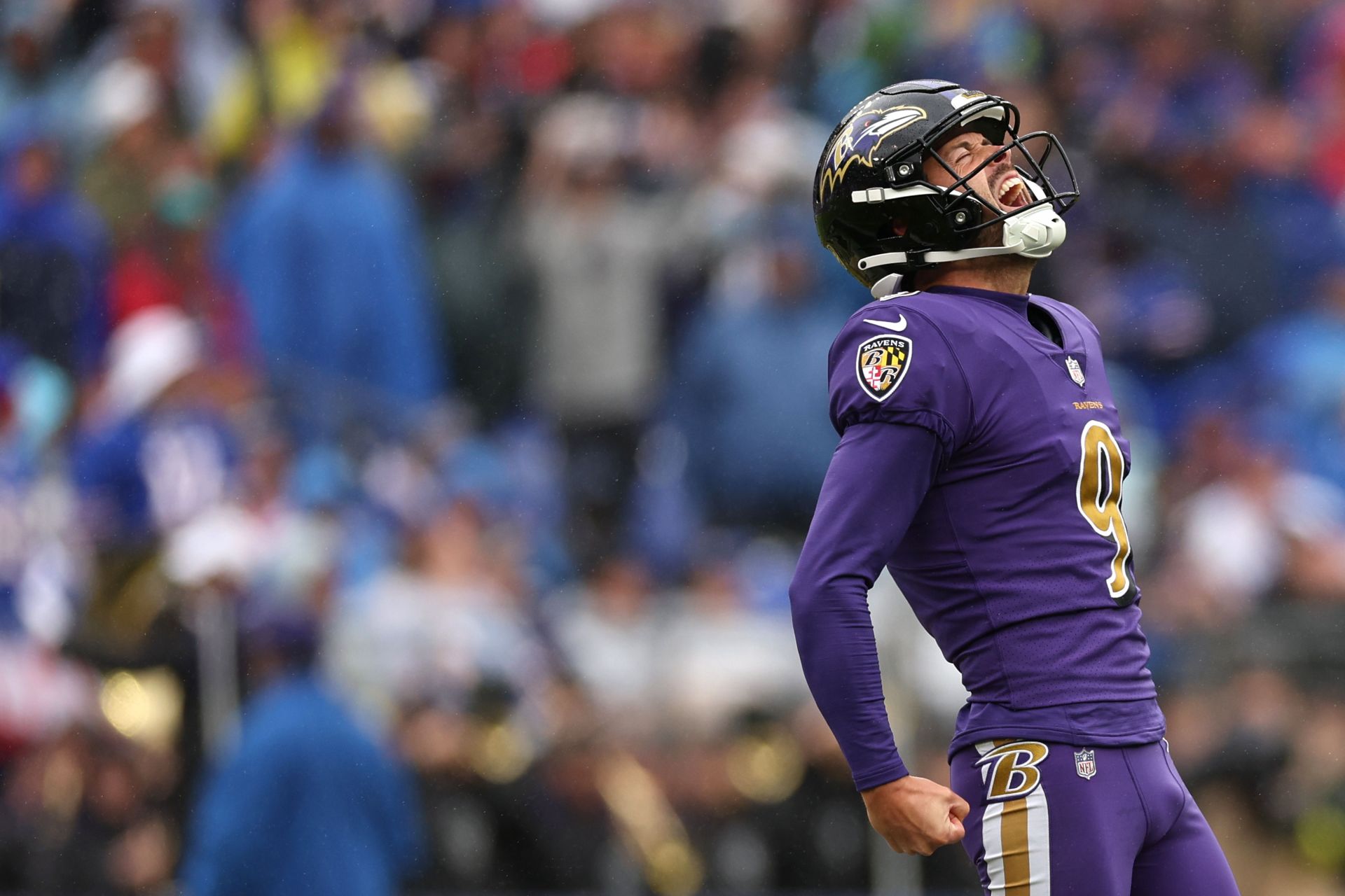 Baltimore Fishbowl  Ravens Kicker Justin Tucker Practiced with the Locals  Yesterday at Patterson Park 