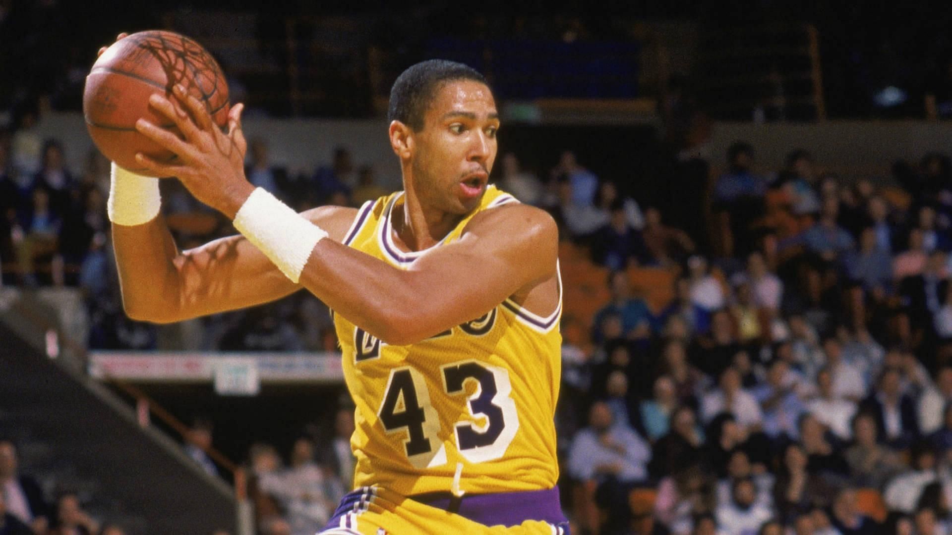 Mychal Thompson playing for the LA Lakers