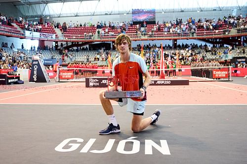 Andrey Rublev at the 2022 Gijon Open.