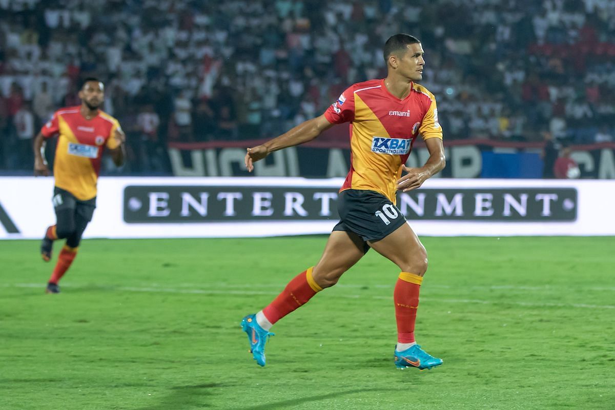 Cleiton Silva celebrates after putting East Bengal ahead against NorthEast United. [Credits: ISL]