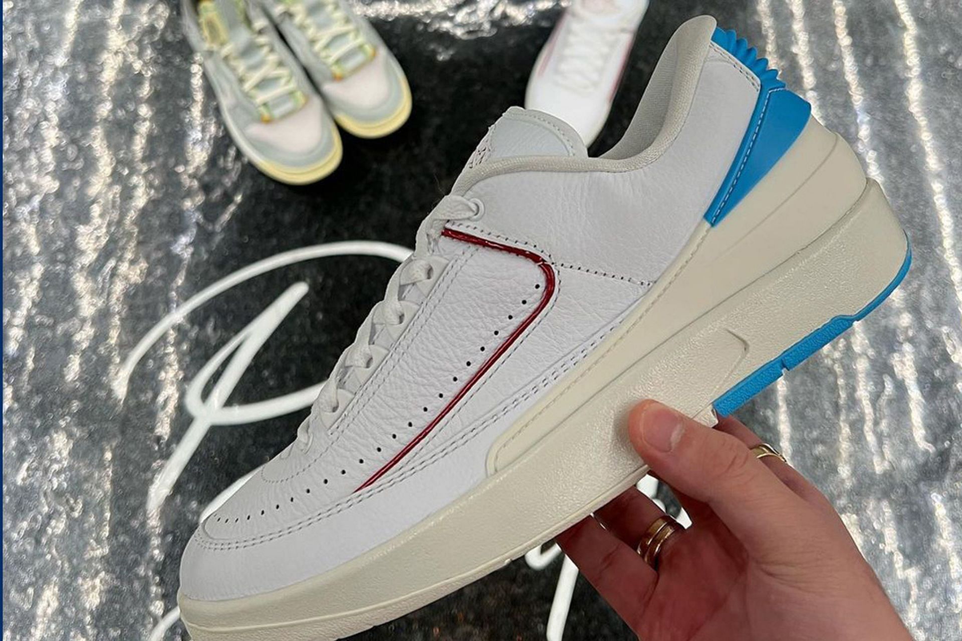 Jordan 2 chicago clearance low