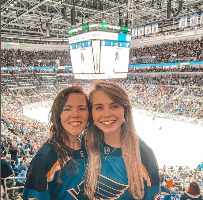 Hailee and Kendra's Profile, Net Worth, Age, Height, Relationships, FAQs(02)