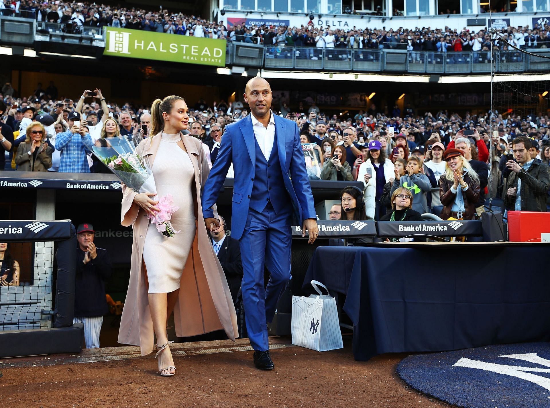 Derek Jeter Has Baby With Hannah & Announces Surprise Birth Of Son –  Hollywood Life