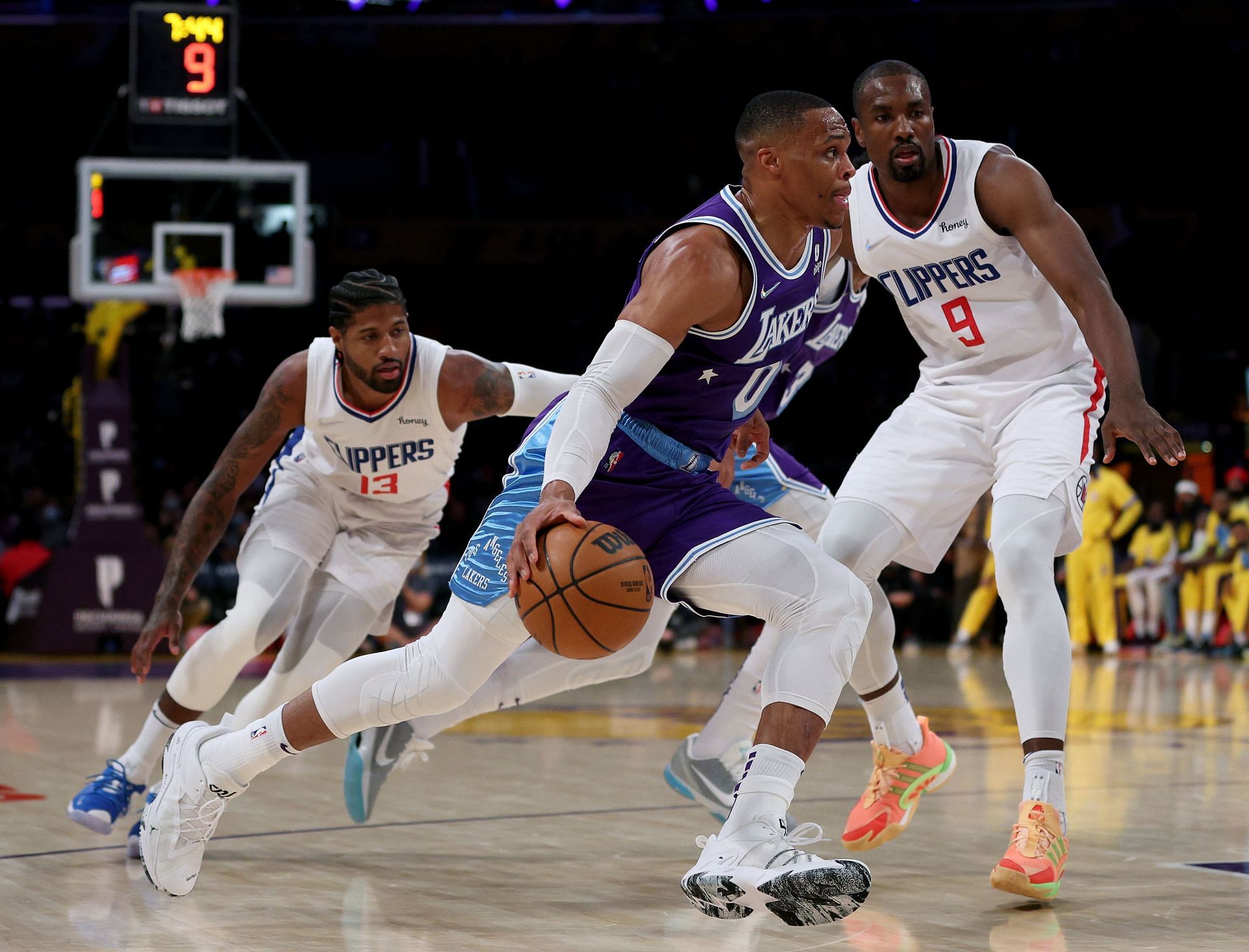 Russell Westbrook misses all 11 shots in loss to Clippers