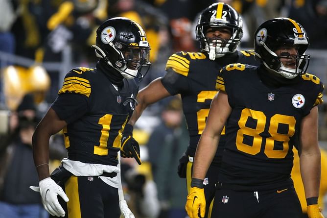 Best DFS Picks Today: Steelers vs Colts - MNF Week 12 - November 28 | 2022 NFL Regular Season