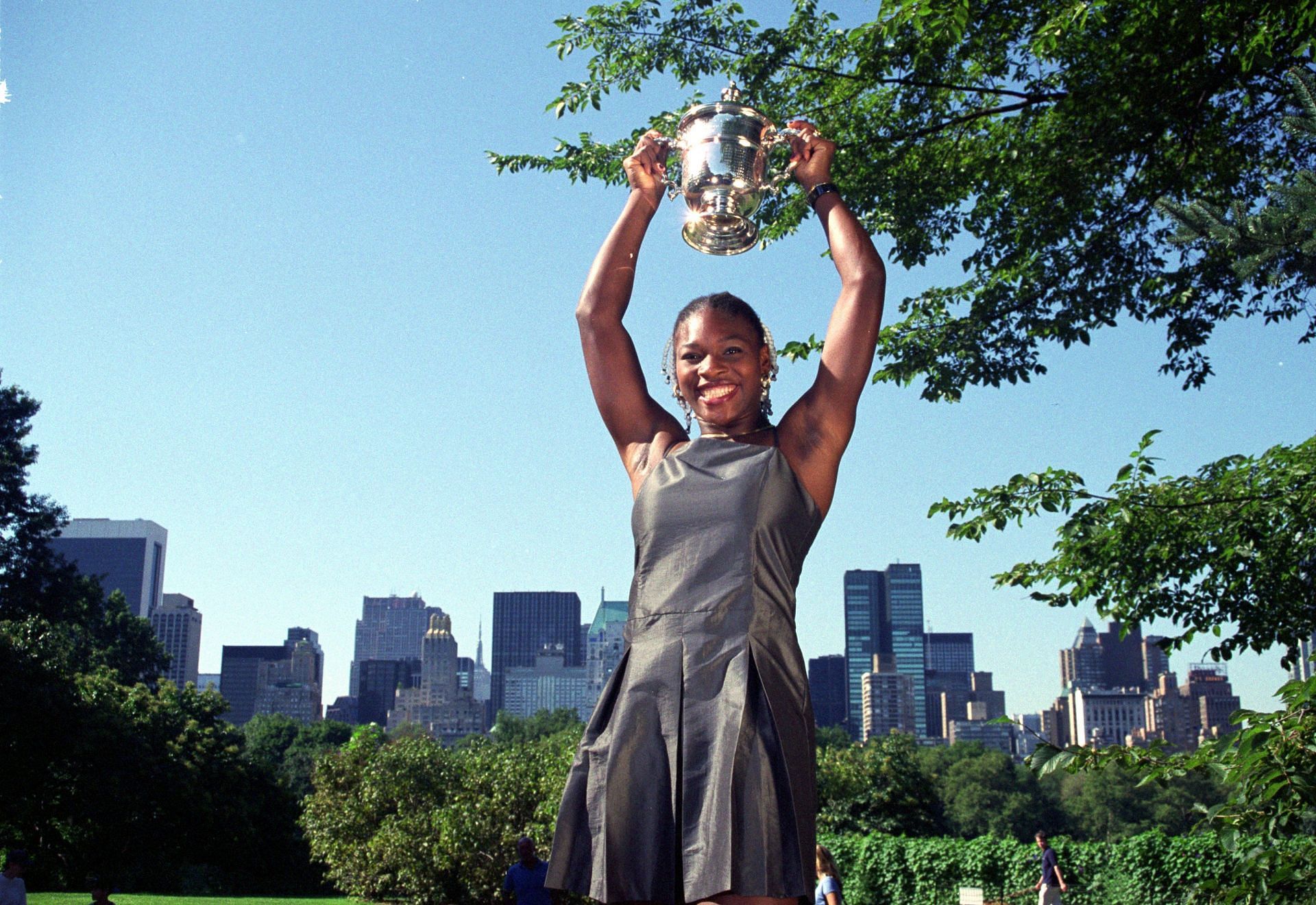 Serena Williams with the 1999 US Open trophy