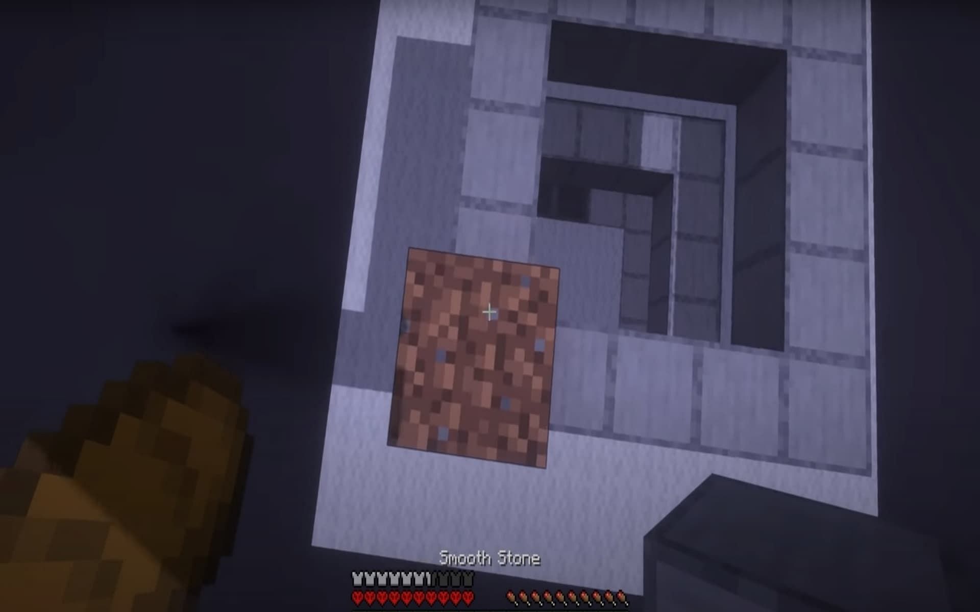 Build a five-block-wide square (Image via YouTube/Moretingz)