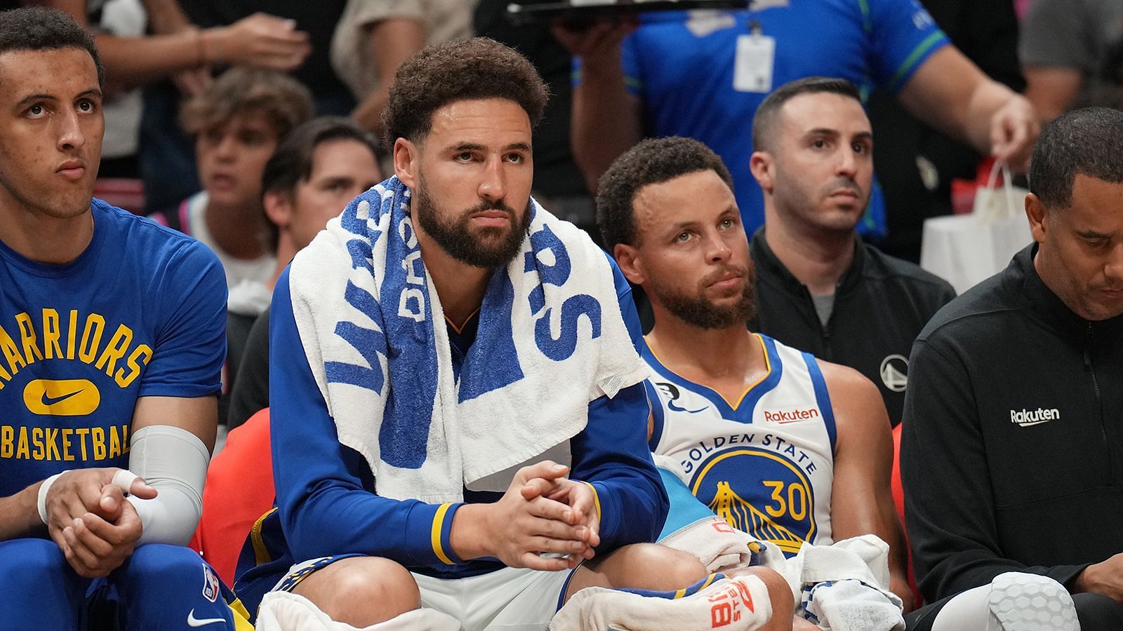 Golden State Warriors veterans Klay Thompson, left, and Steph Curry