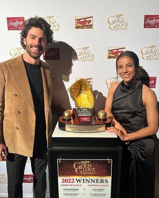 Dansby Swanson's sweet message for girlfriend Mallory Pugh