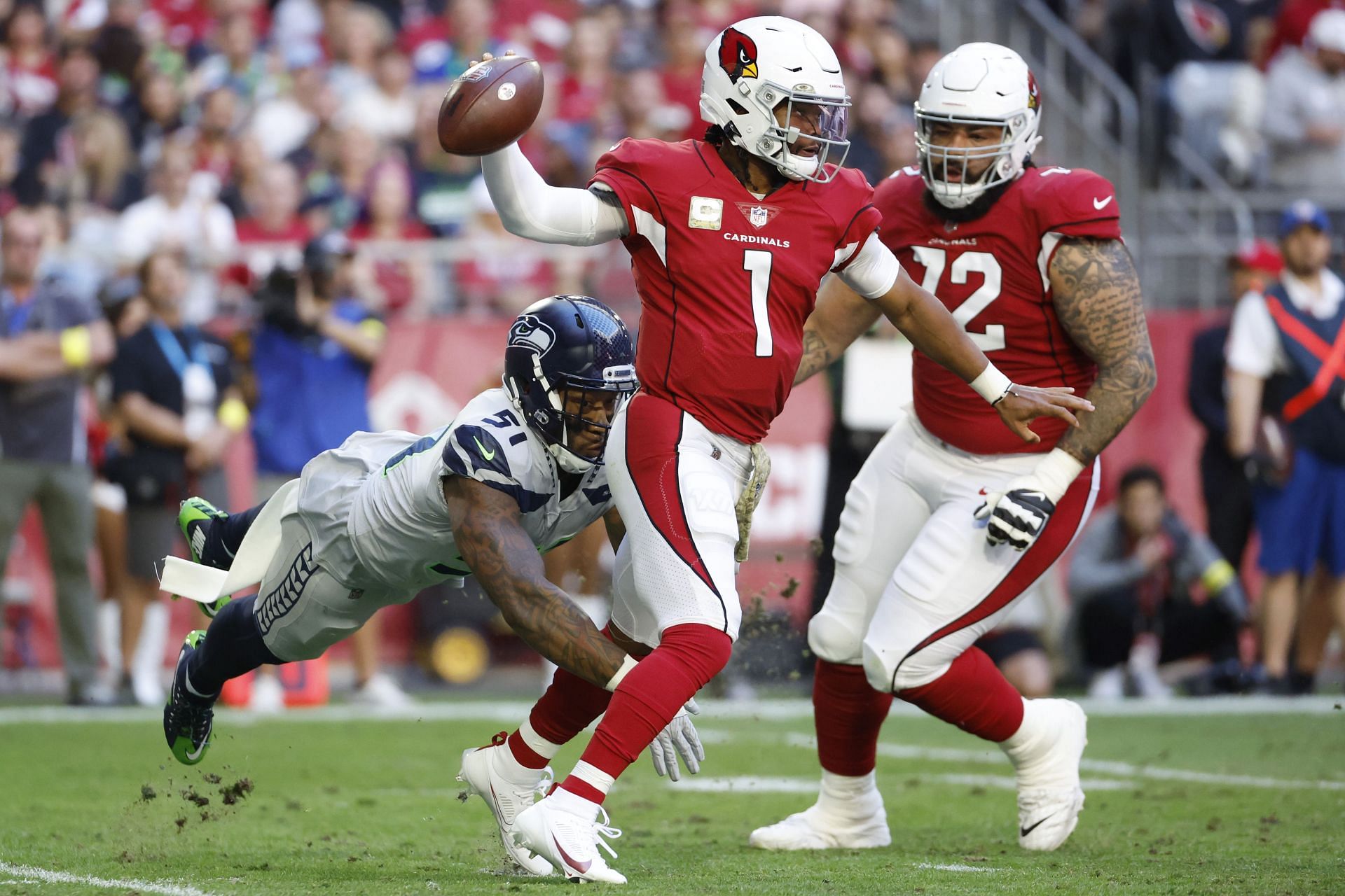 Cardinals' Disgusting Offensive Line Performance Puts Kyler Murray's Fantasy  Stock in Question - Roto Street Journal